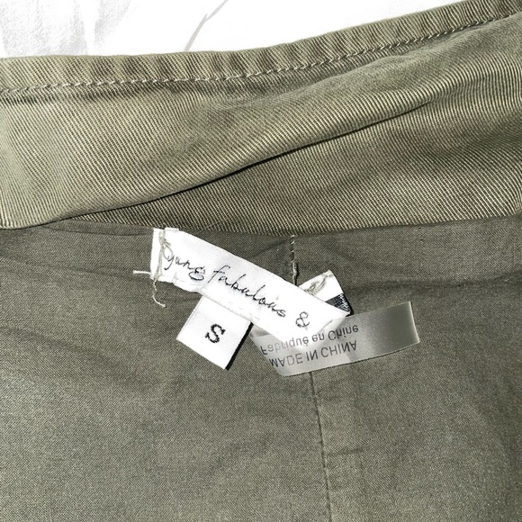 Green Jacket💚🧥 - Picture 5 of 5